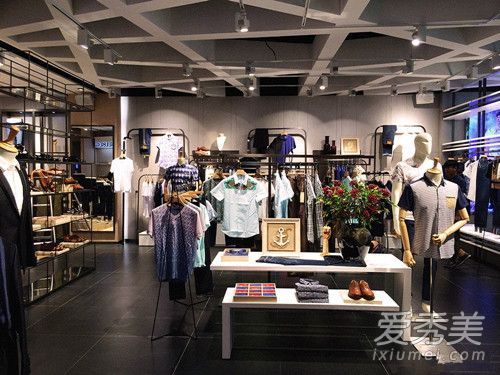 kikc是什么品牌?kikc是几年级