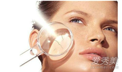 从秋冬季的今天开始，我们坚持让夏天的皮肤变得白皙美丽。