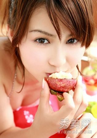 “三色”保健食品有助于延缓衰老