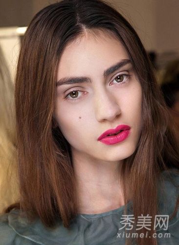 2013年唇妆流行颜色橙色樱桃红色丁香