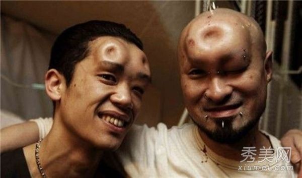 世界上另一个“美容师”评估品味，小心进入！