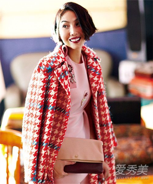 闯入女孩的内心,为时尚服装打造专属的粉色比例