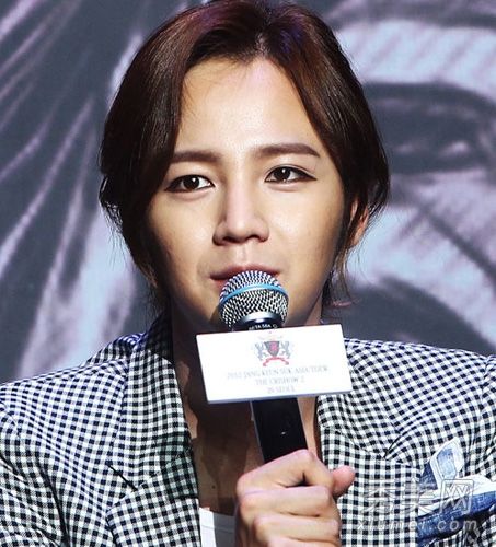 张君淑领衔爱妆男明星前8名