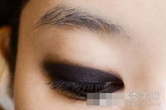 化妆师:各种眼线画(图)