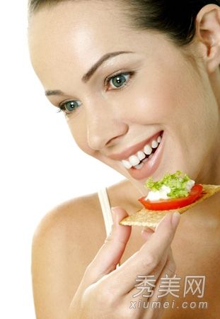 鱼、洋葱和豆腐6种廉价抗衰老食品