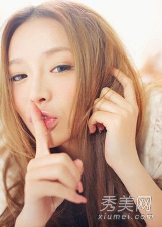 七夕节前干裂嘴唇和深唇色的快速护唇方法