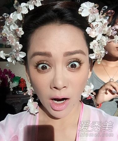 唇妆画:跟随宁静学会画丰富的唇妆