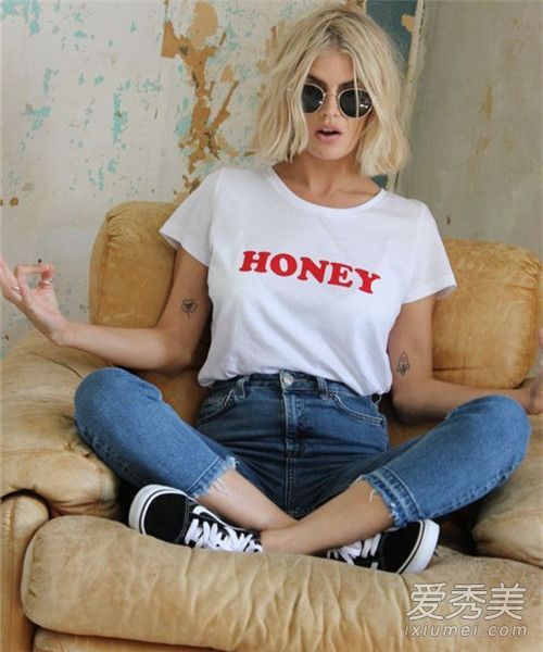 对于想享受一整年的女孩来说，2017年的时尚潮流是必不可少的。