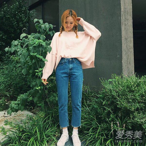 韩凡的牛仔裤只有穿得好才能穿。