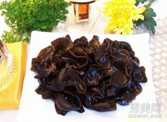 上班族可以吃什么美容食品来防止辐射？