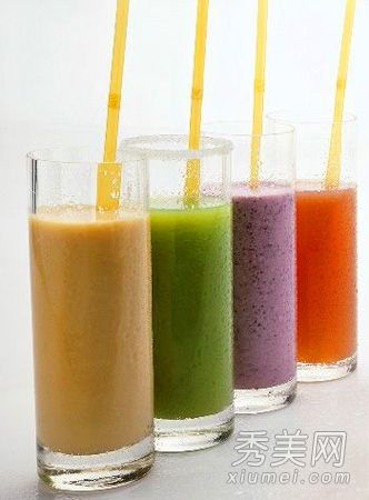 你吃什么美白祛斑?五种果蔬汁饮料点