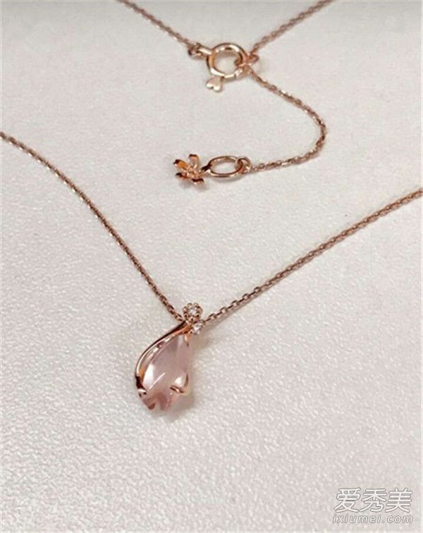 星际珠宝是什么等级?明星饰品樱花项链