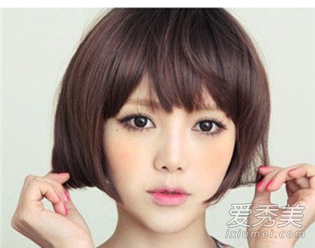 现场化妆第五步创造电眼