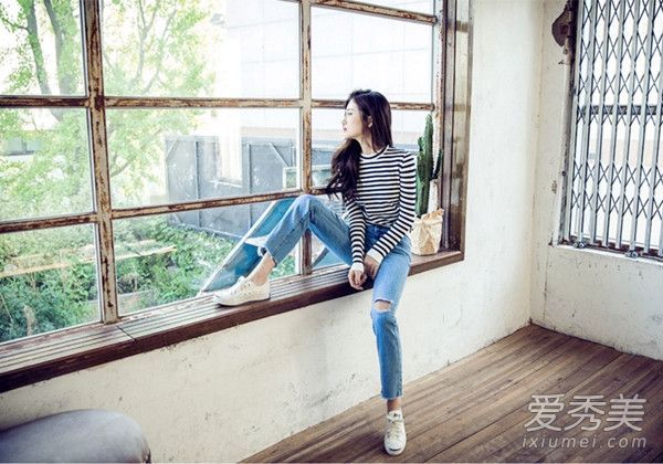牛仔裤每五种搭配技术中就有一种是苗条的