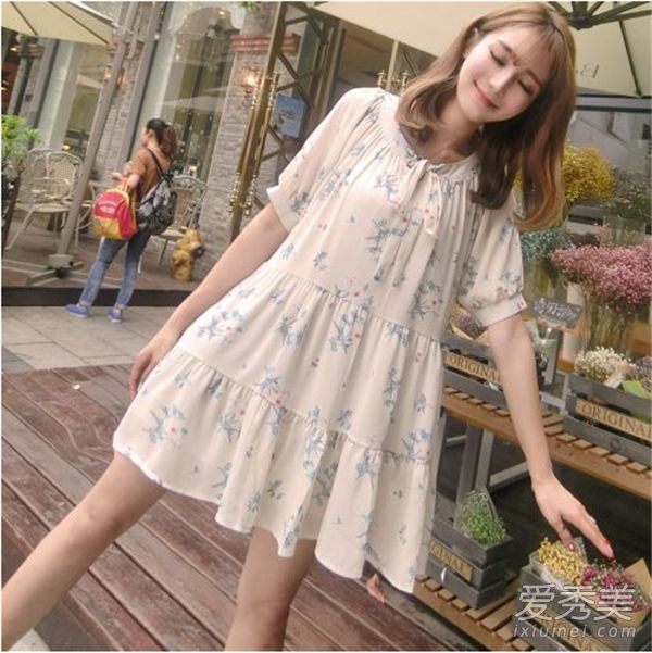 春装和春风一样美丽。