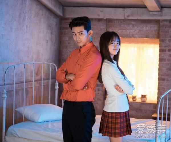 《与鬼战斗》金所炫只有两套服装，但里瑟瑞斯是最可爱的女鬼