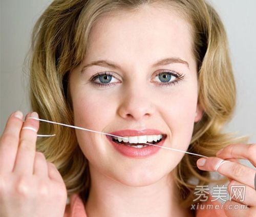 牙齿越白越好?洗牙会伤害牙齿吗?