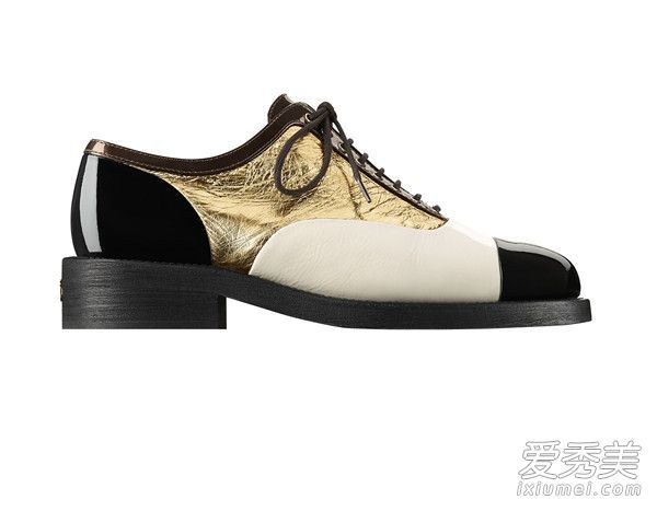 2017春夏超级想拥有单品，有了这些你就是时尚的第一姐妹。