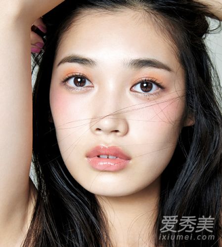 腮红+唇妆+美甲妆2015秋冬新技能