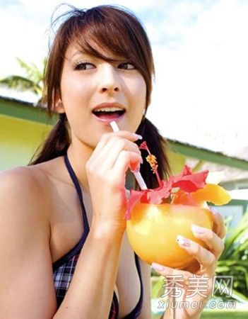 排毒方法:食疗+按摩+洁肤运动