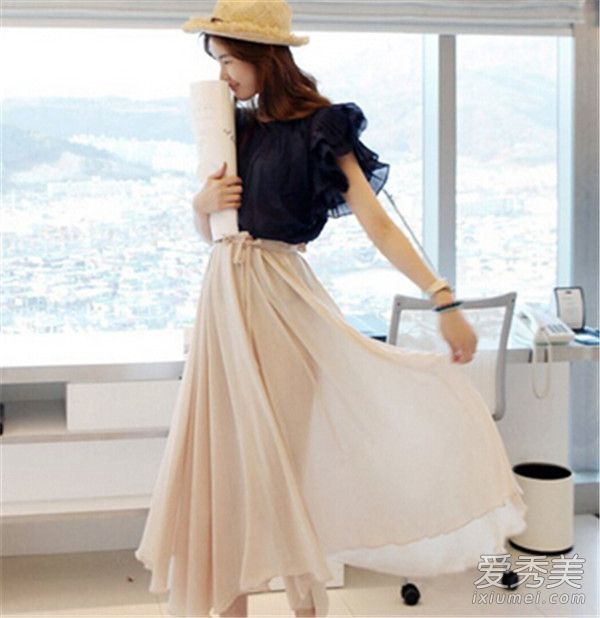 雪纺裙子像这样相配吗？这种搭配非常好