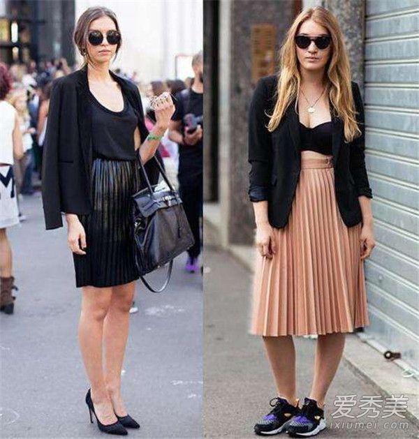 打褶的裙子很时尚，可以和外套搭配。