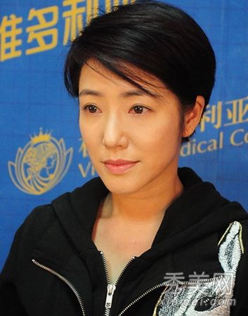 TVB女演员关宝慧卸妆后当场接受了整形手术(照片)