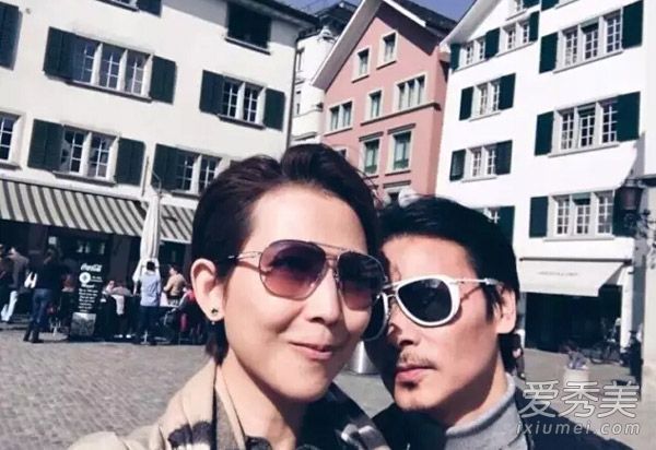 蔡少芬与癌症纠缠在一起,致力于“太阳镜”来保持眼睛周围的皮肤,只有这样,年轻女孩的脸