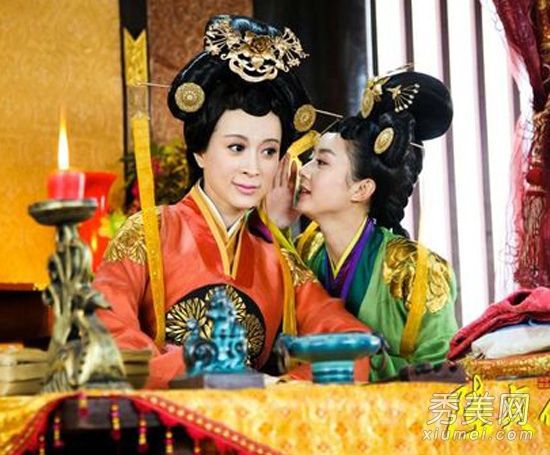 “吕真金”乔乔的奇怪五官,过去和现在,怀疑整形手术失败