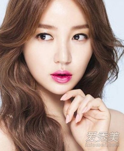 七夕约会热卖推荐2唇妆韩式嘴唇VS欧洲嘴唇