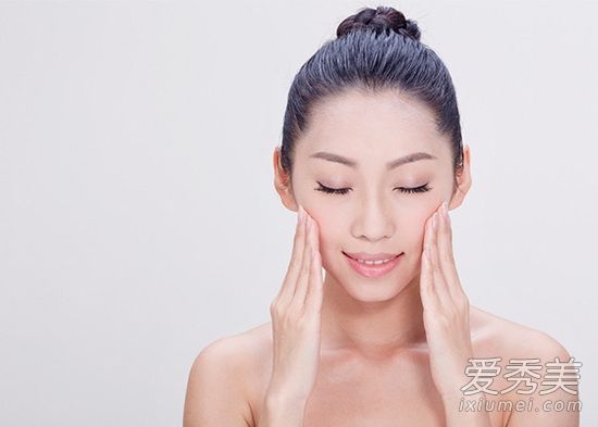 快速化妆:在早上8分钟内完成化妆。