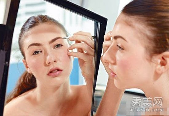 眉毛、眉尖和眉尾分步分析画眉的技巧