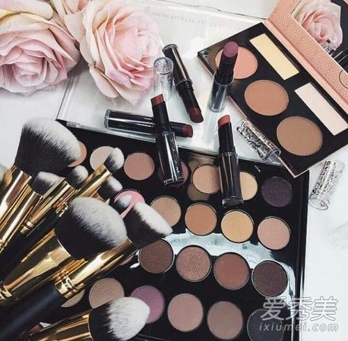 糟糕的皮肤状况可能是由这8个小细节造成的。