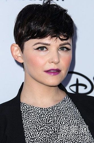 如何修剪6面眉毛