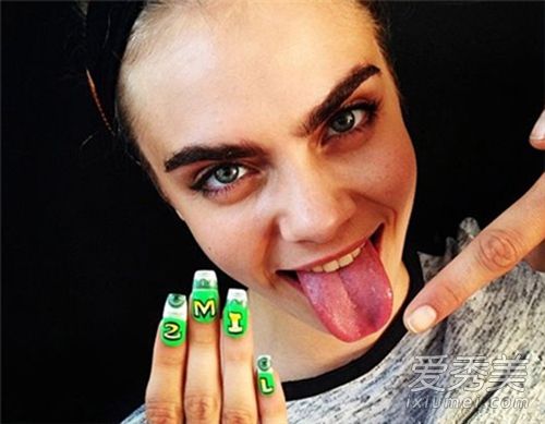 蔡依林、叶一茜和吉米的明星也是美甲师。