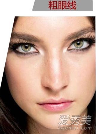 粗眼线VS细眼线一根眼线能让你的眼睛变亮
