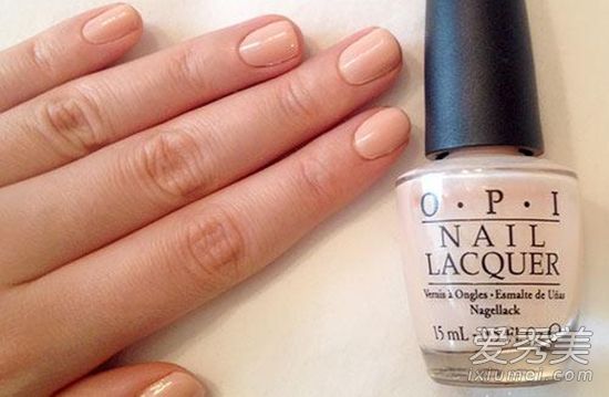 超简单的裸体美甲教程自己动手也可以上去