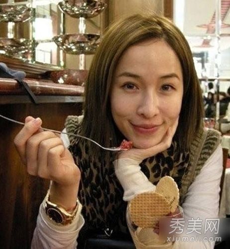 《萧亚轩简·张》卸妆前后的女演员都是“两面派”