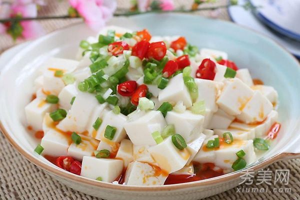 女性多吃豆制品来美白和预防乳腺癌