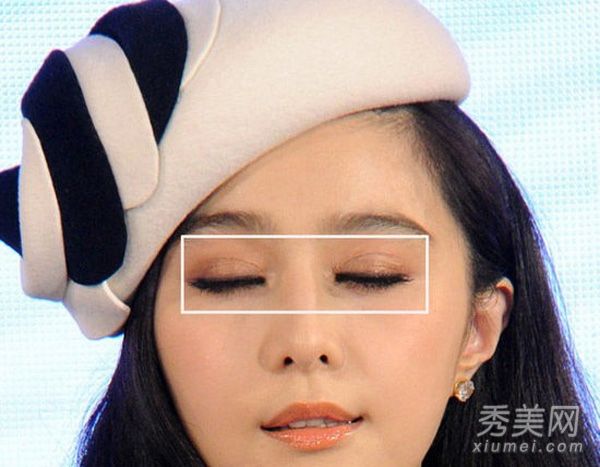 5女神化妆显得丑陋假睫毛假双眼皮太雷动