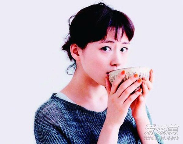 中国、日本和韩国女演员美白秘诀揭晓