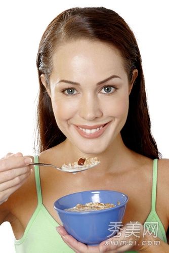 冬天，七种美白蔬菜、萝卜和蘑菇比护肤品更好。