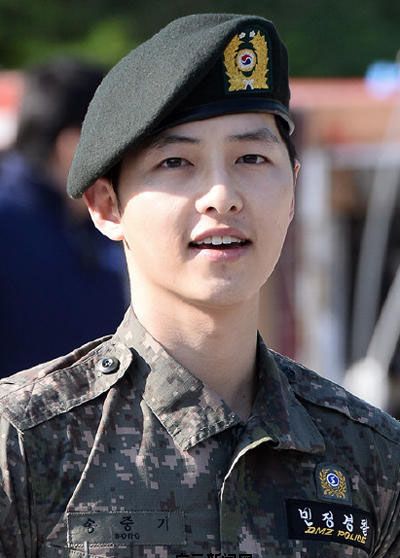 跟随宋仲基的男性脸谱学习维护