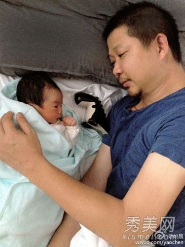 陈瑶《儿子的照片》中出生前后女演员的美丑比较