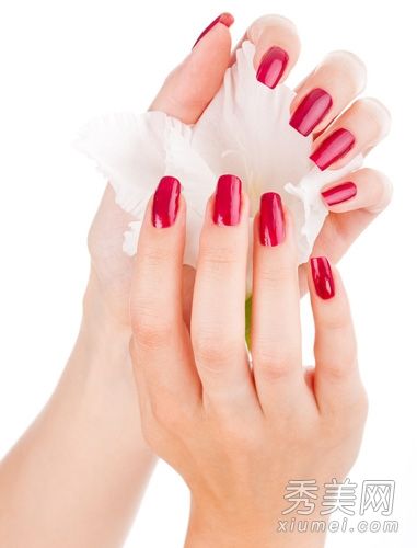 美甲危害美甲导致皮肤发炎？