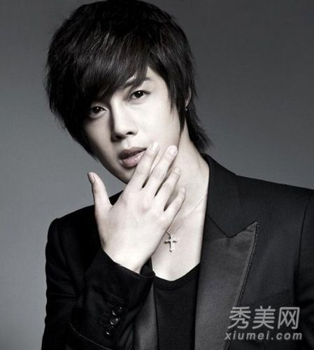 美男当红男明星化妆PK中的恶灵是谁?