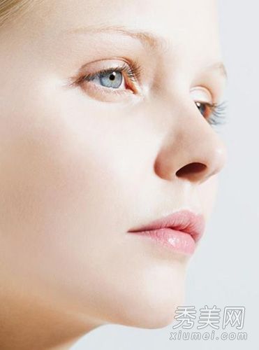 如何去除黑头？鼻贴&出口液体有用吗？