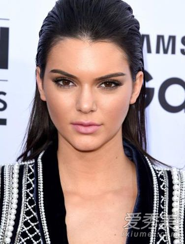 《裸唇》将于2015年夏季上映