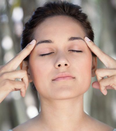 25岁以上有面部表情吗?如何防止皮肤松弛?