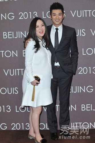 女演员怀孕图片,美丑PK霍思言郭晶晶长得像个丑阿姨